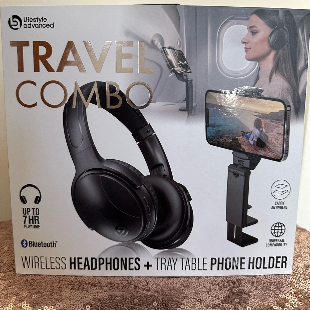 NWT: wireless headphone combo